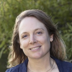 Naomi Arnold